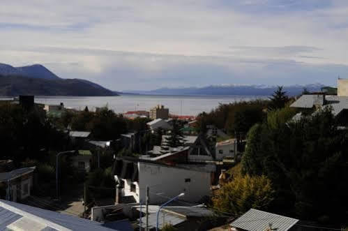 Tzion B&B Ushuaia Exterior photo